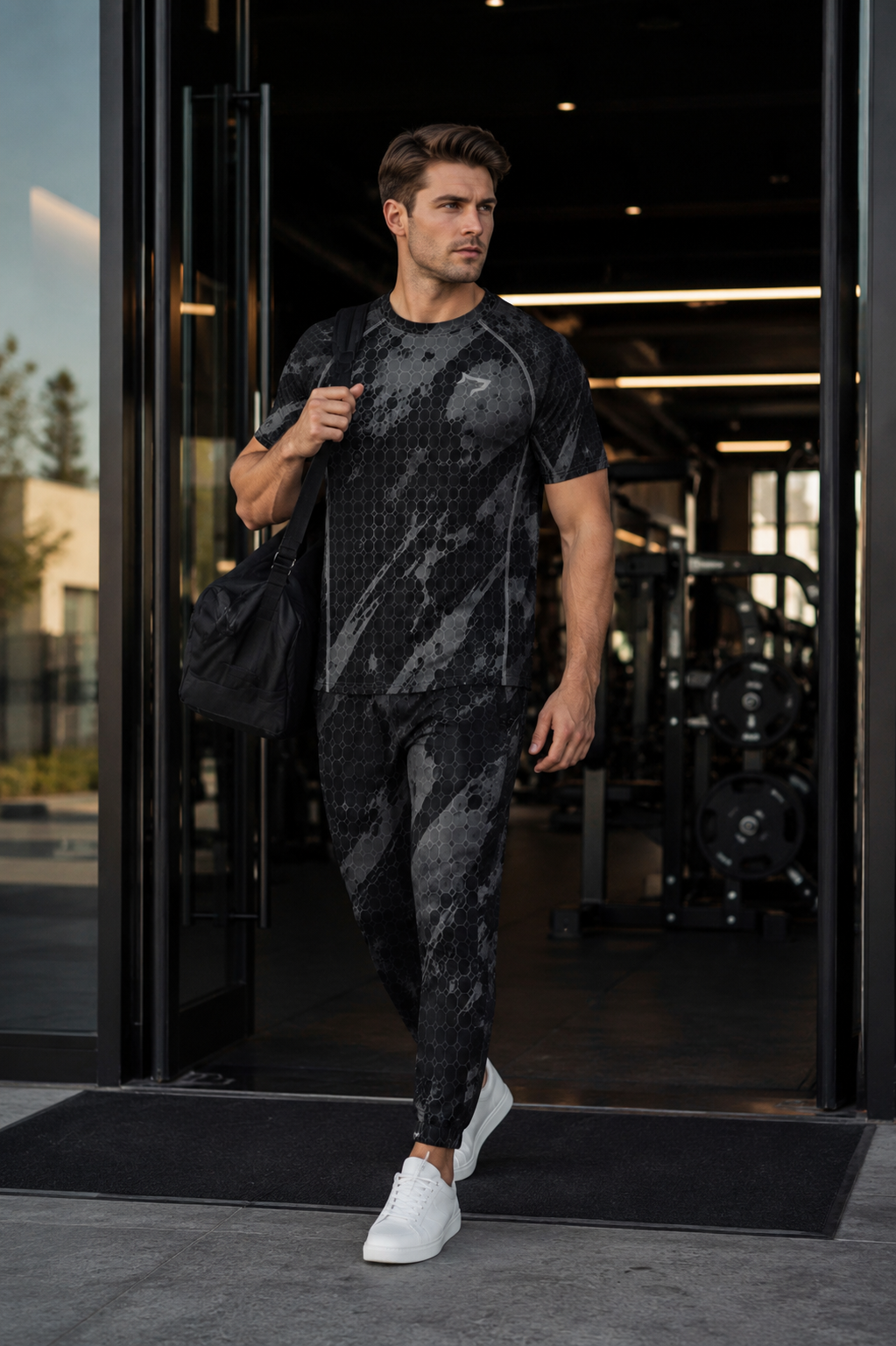 Gymwolves Men's Rash Guard — Predator