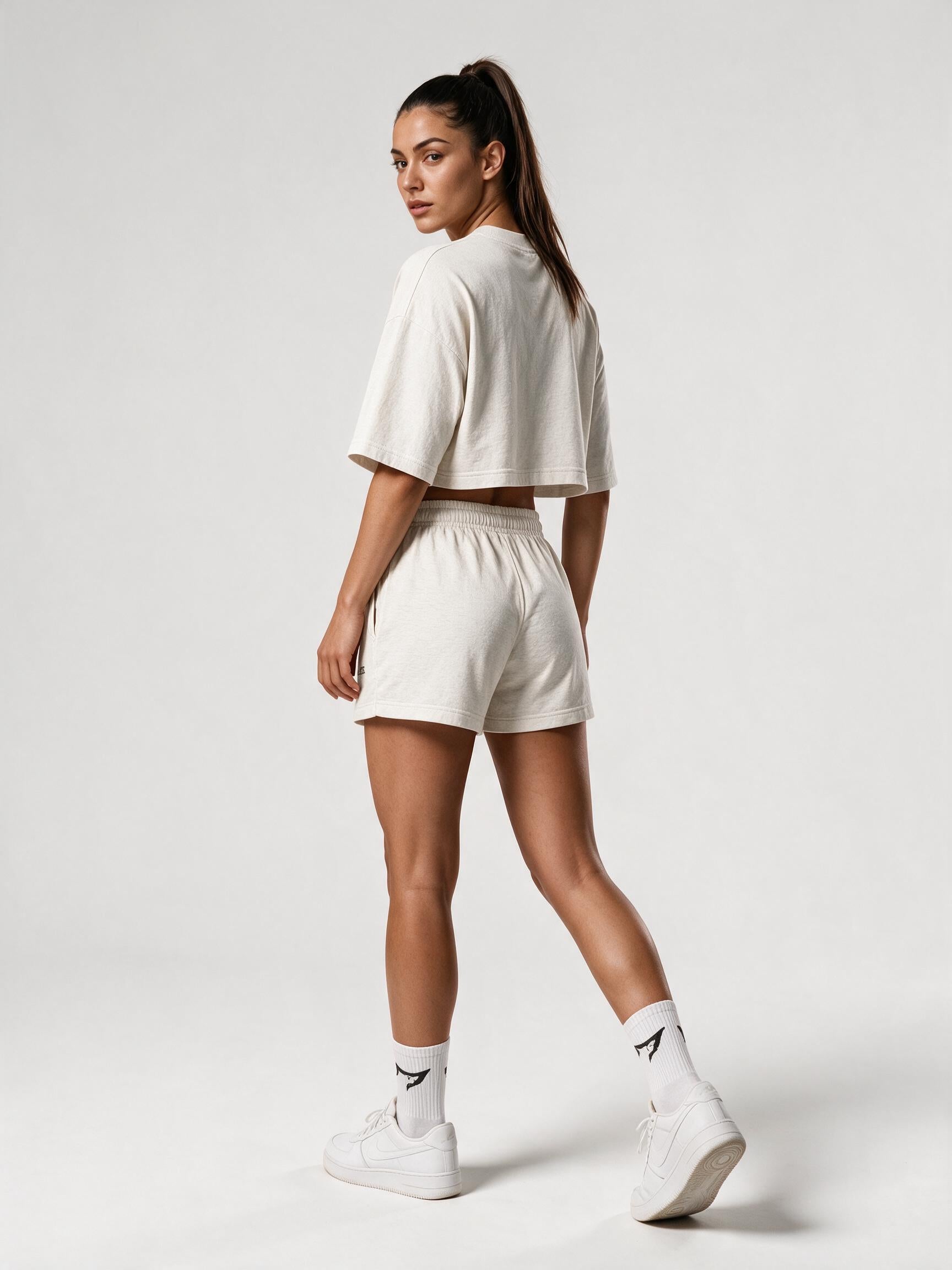 Gymwolves Women's Cropped Tee